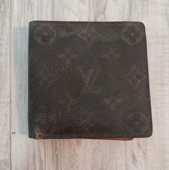 LOUIS VUITTON Porte Billets Cartes Credit Monnet Monogram wallet - Picture 1 of 12